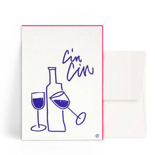 Postkarte aus dickem Karton mit einer Flasche Wein und zwei Gläsern und der Aufschrift Cin Cin