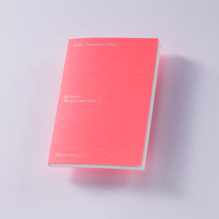 Feinste Papeterie von Gmund: Notizblock mit umlaufendem Cover in neon pink, veredelt mit Metallic Praegung