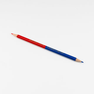 Zweifarbiger Buntstift zum Markieren