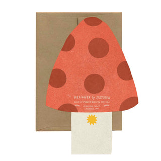 gestanzte Karte in Form eines Pilzes