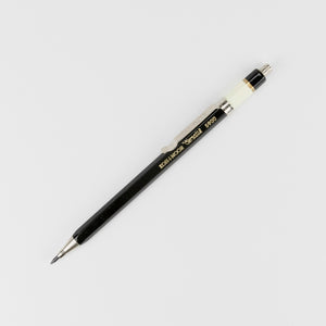 Ein klassisches Schreibgerät von Koh-I-Noor, der Fallminenstift 5900 für Minen 2 mm in Schwarz mit einer cremfarbenen aufgedruckten Banderole, Metallclip und integriertem Minenspitzer, 