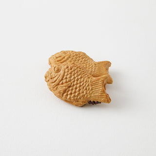 Magnet in Form von zwei typisch japanischen Fischwaffeln