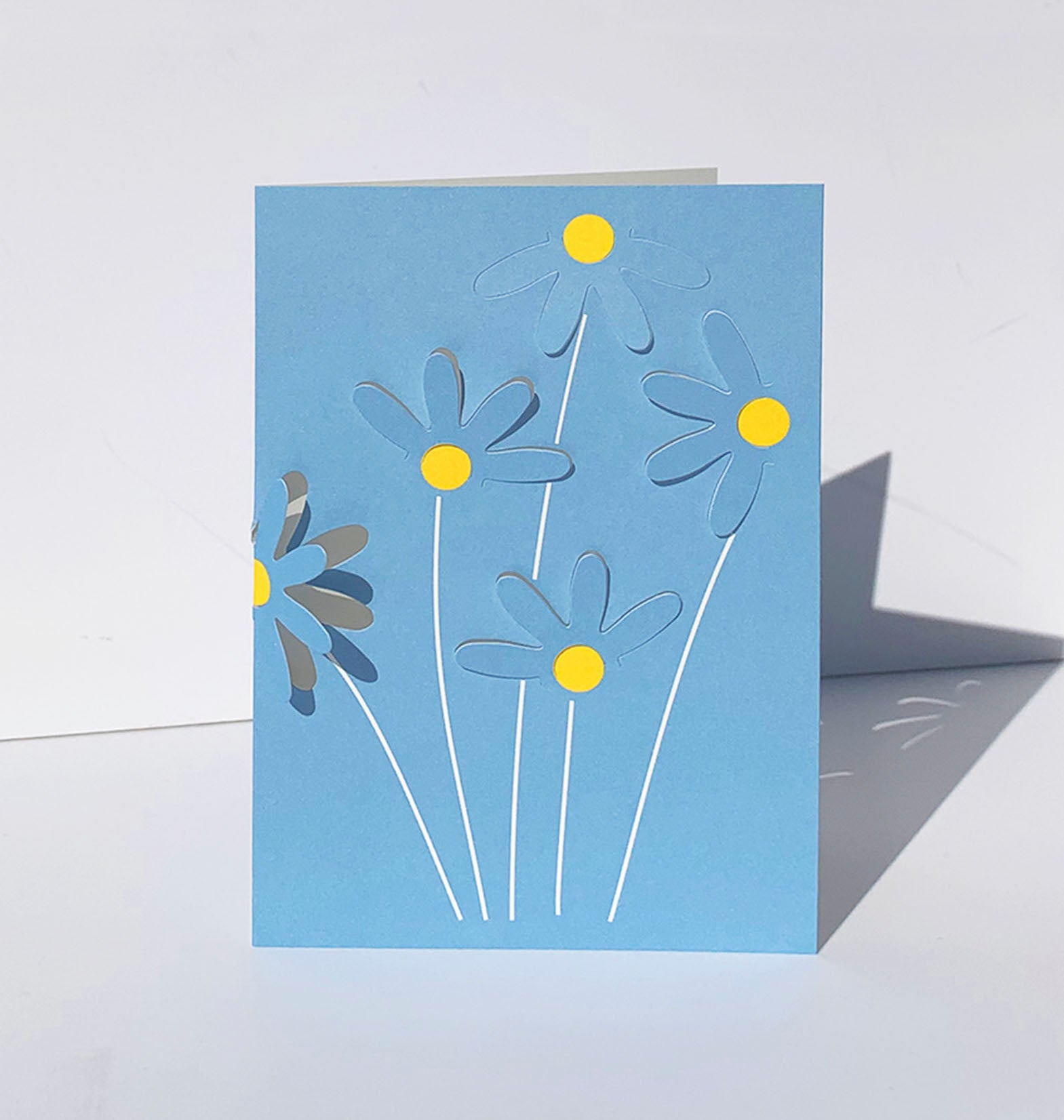 cut&make Kate Bowden Klappkarte Karte Fold Out Daisies Blumen Papierblumen Blumenstrauss Gänseblümchen